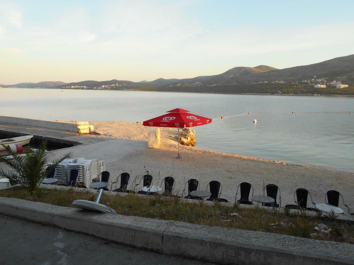 Apartman Mirjana With Terrace And Free Parking Donji Okrug  Zewnętrze zdjęcie